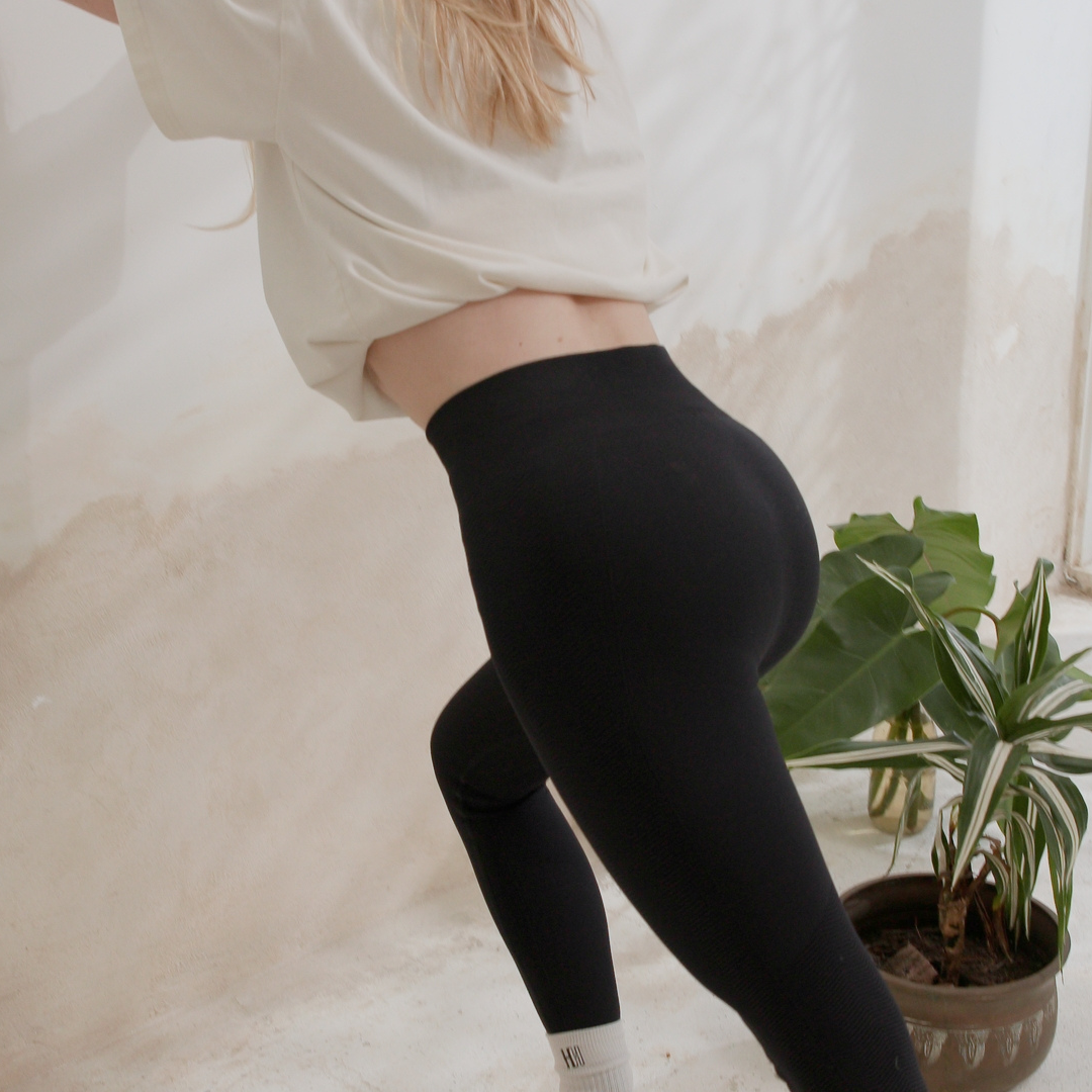 Lymphatic Leggings - Stretching